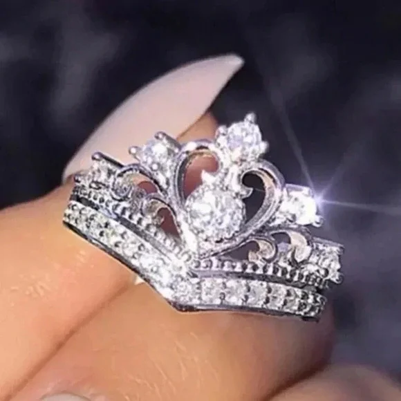 925 Sterling Silver Queen Princess Crown Ring - Picture 3 of 5